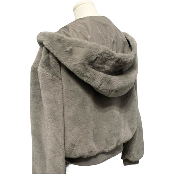 New York & Company Womens Gray Cropped Puffer Jacket Hooded Size Medium NWT NEW - Picture 5 of 12